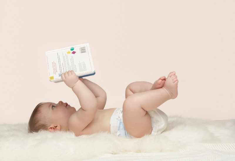 baby read a book